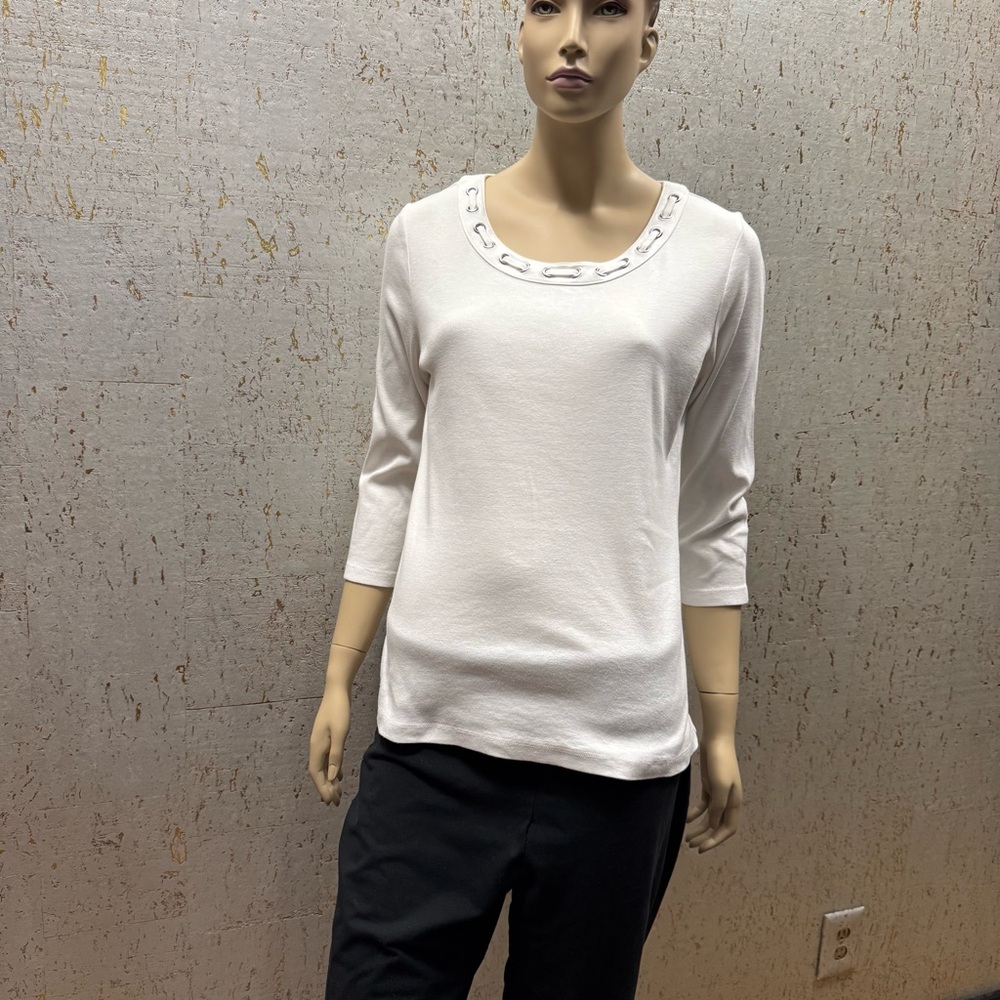 Scott White Fitted 3/4 Sleeve Blouse
